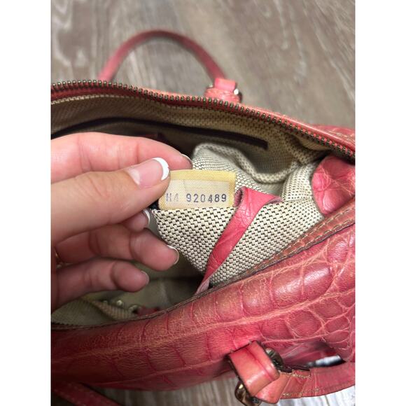 Dooney & Bourke Vintage Baguette Shoulder Bag Pink Alligator - Picture 9 of 10